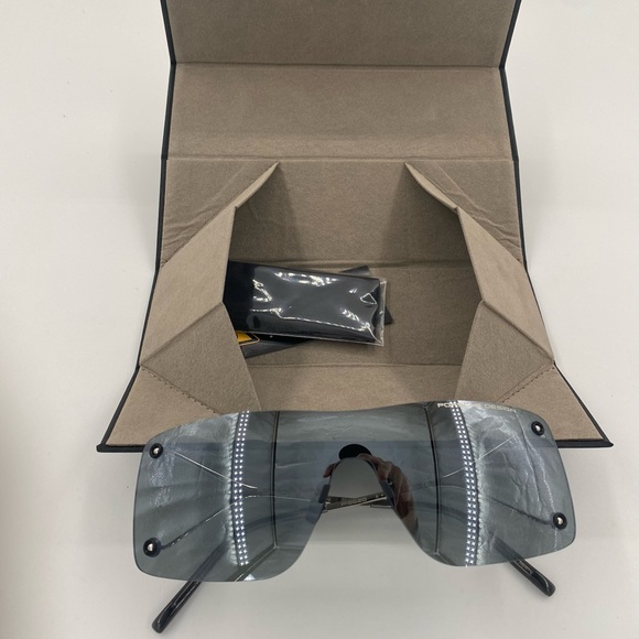 Porsche Design Sunglasses Unisex - Picture 5 of 15